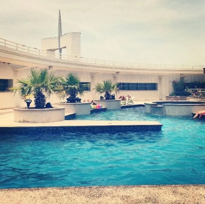 Cheerful 3 Bedroom Apartment Dubai